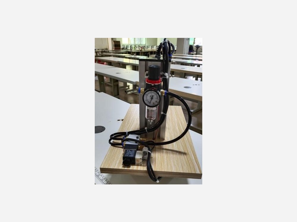 Manual Earloop Attaching  Machine